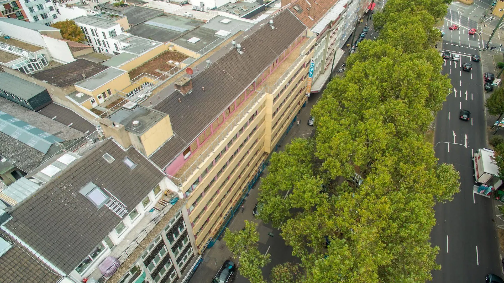 **  A&O Duesseldorf Hauptbahnhof Hotel Germany