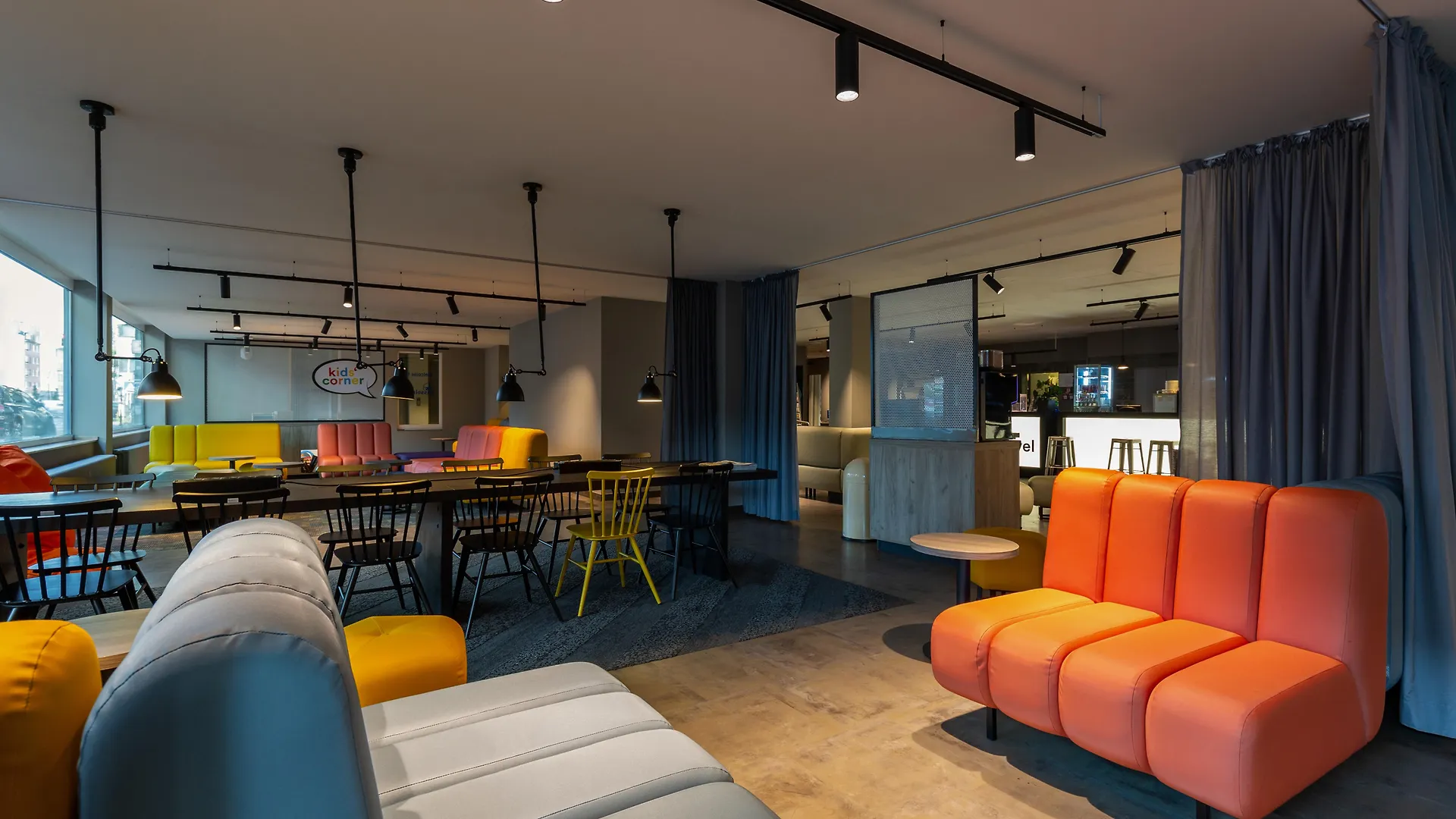 **  A&O Duesseldorf Hauptbahnhof Hotel Germany